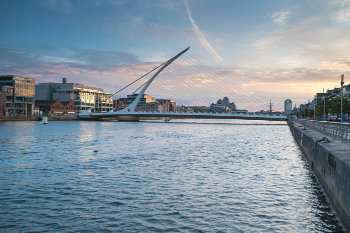 Samuel-Beckett-Bridge.jpg