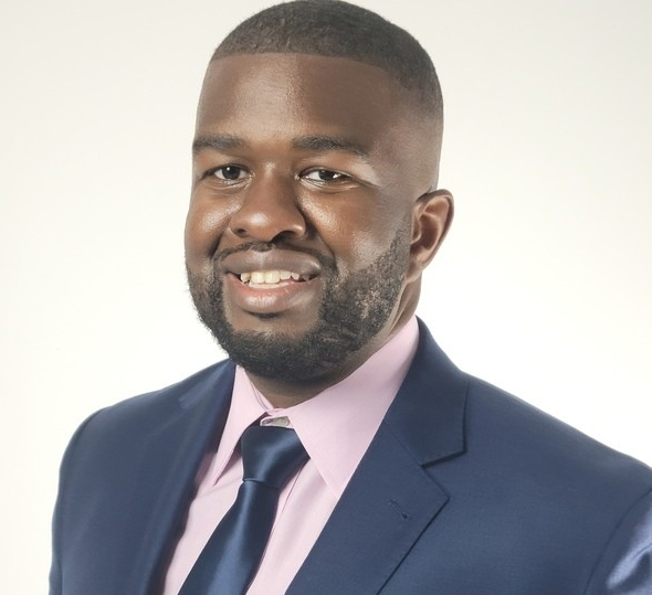 Kevin Bertrand Headshot.png
