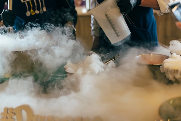 47-1 Liquid-nitrogen-iStock-1087947134.jpg